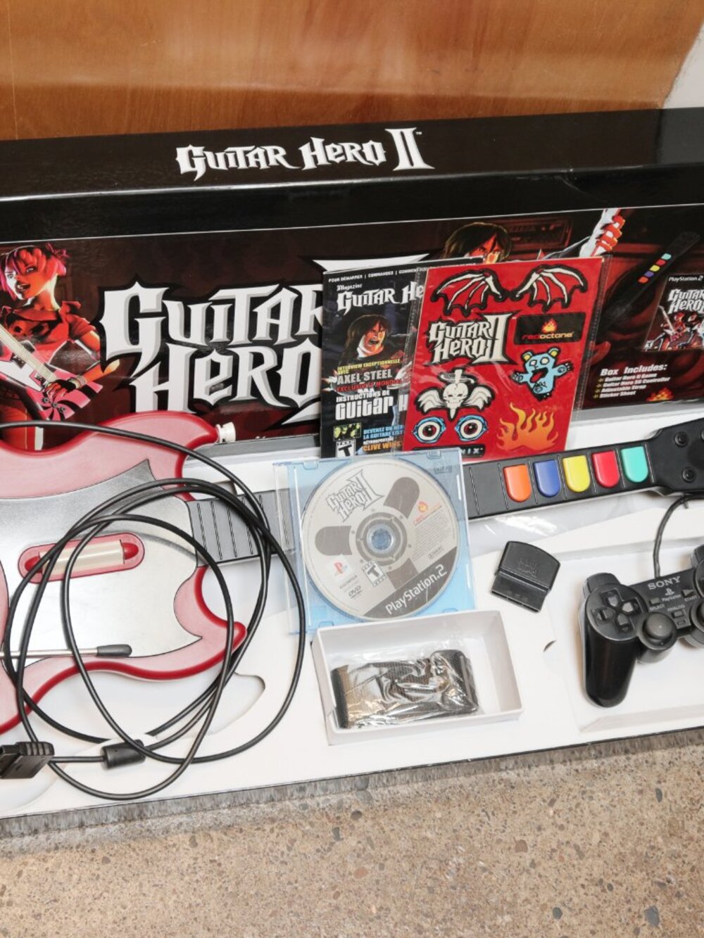 NOT TESTED Red Octane Guitar Hero II PS2 Wired Guitar Controller Dongle Disc